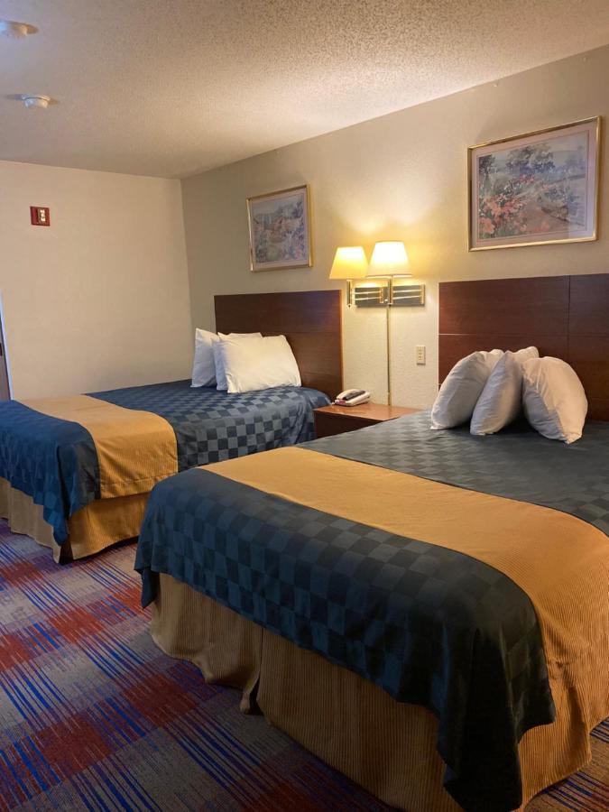 Americas Best Value Inn Champaign Exterior foto